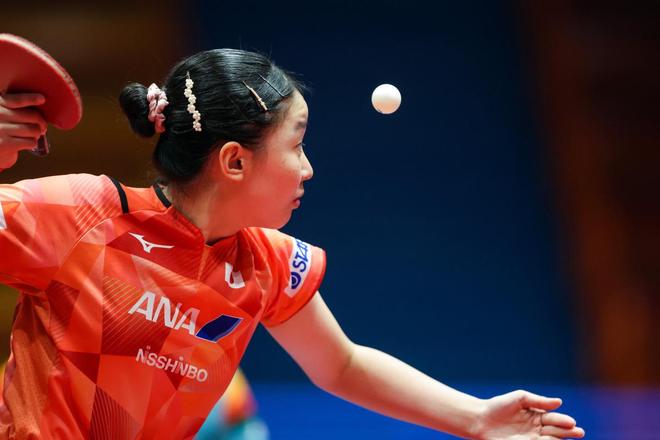 但他的表现 但他的表现