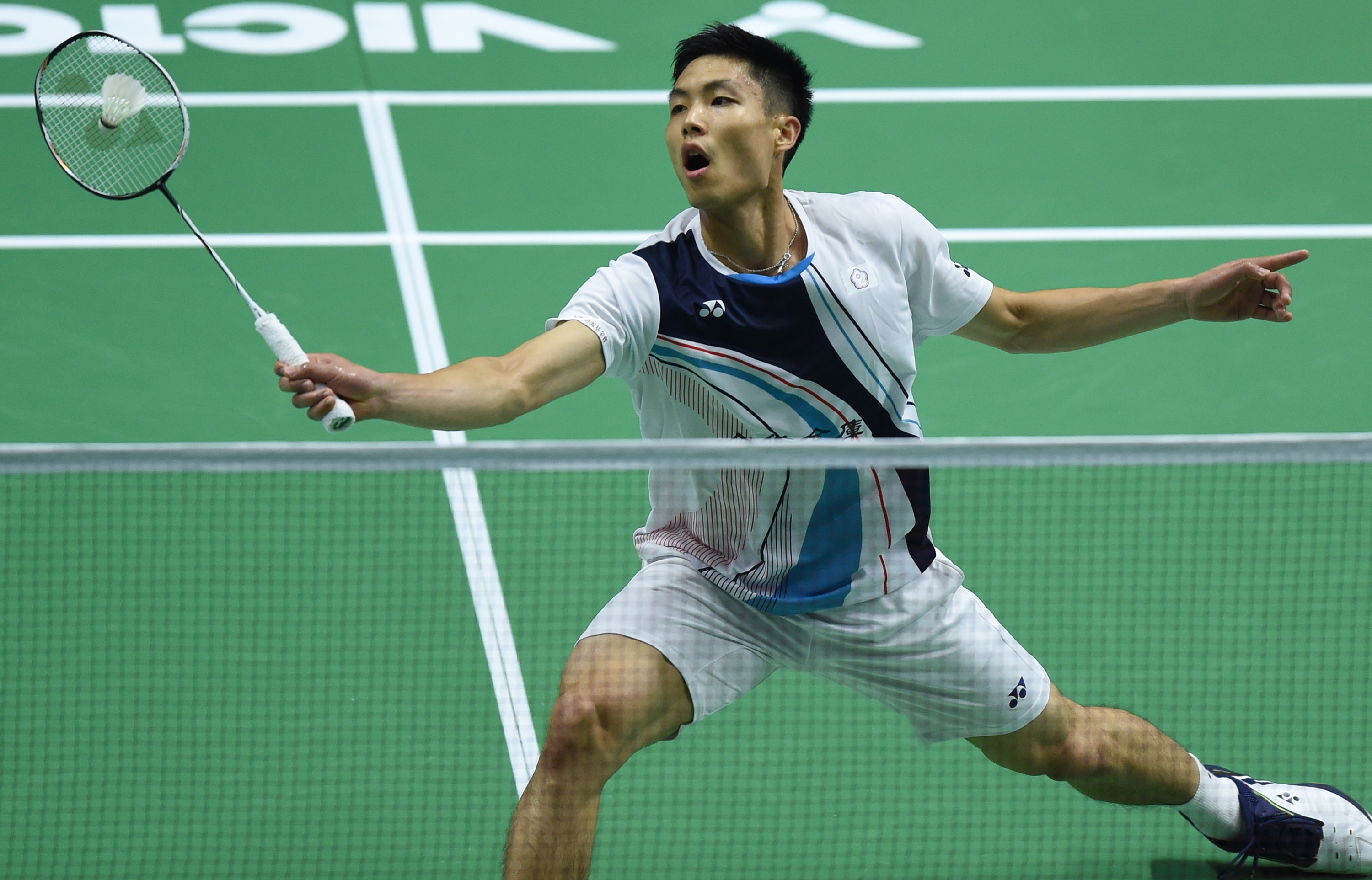 她不仅追求 她不仅追求